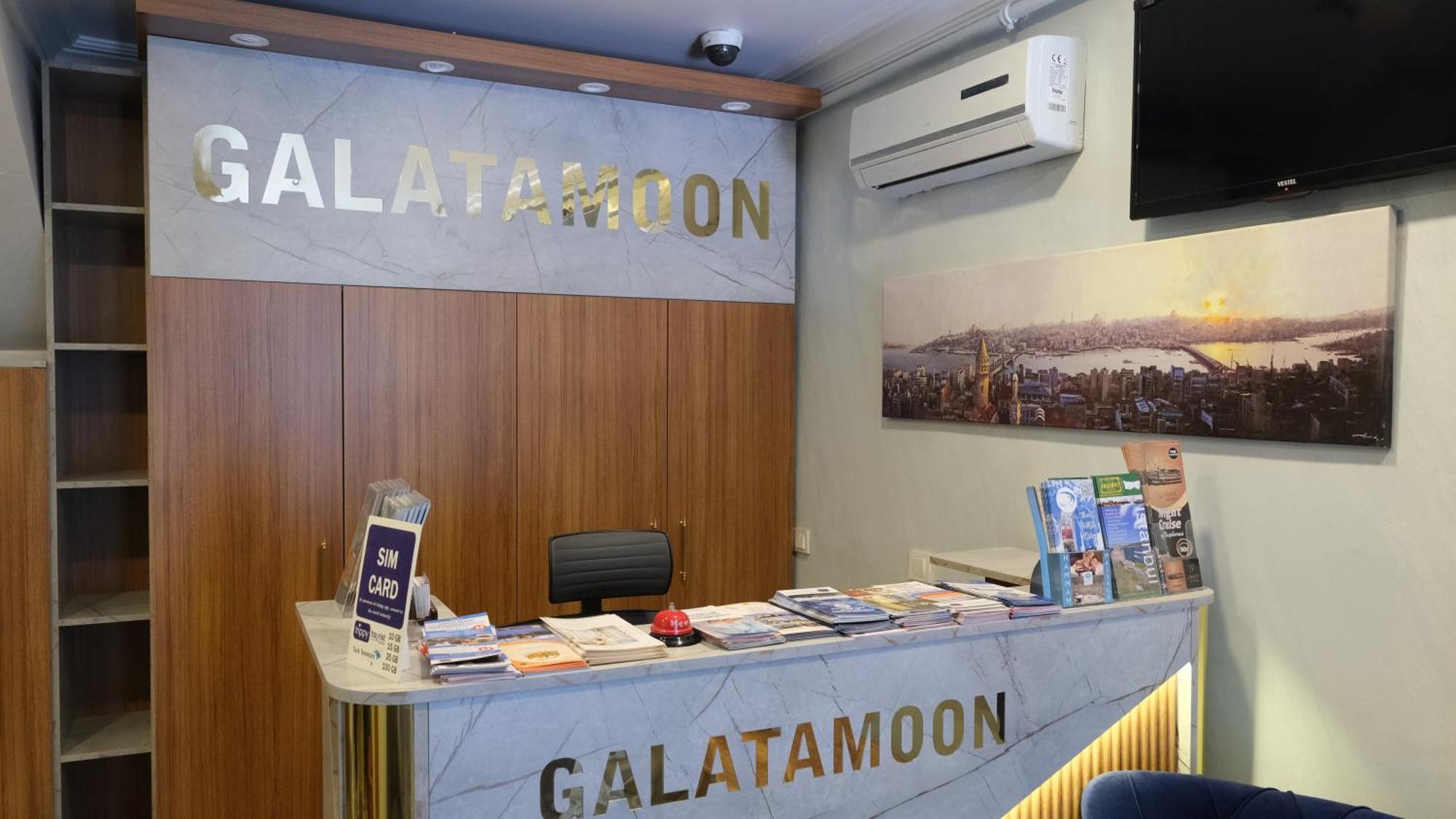 Galata Moon Stambuł
